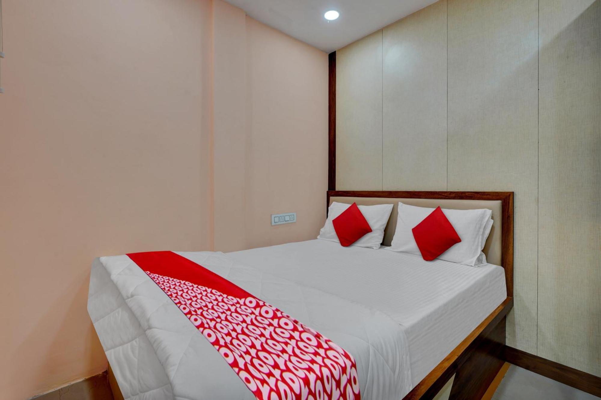 Oyo Flagship Rich Inn Premium Suites Near Nagasandra Metro Station. 벵갈루루 외부 사진